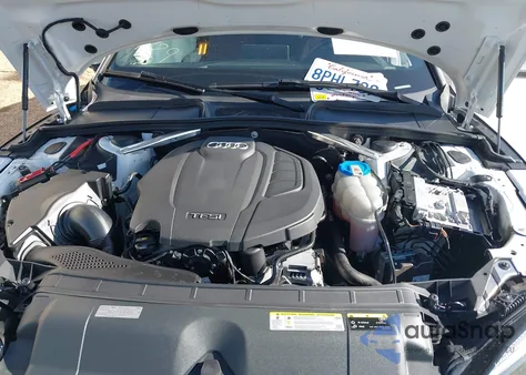 2019 Audi A5 45 Premium z USA, uszkodzony, nr VIN WAUBNCF55KA022794